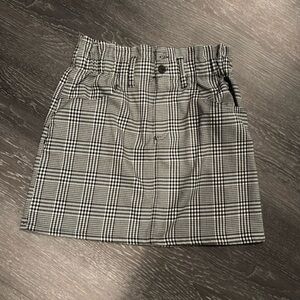 Jolt
Women’s skirt
Size Small